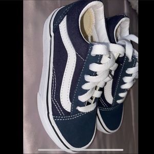 New Navy Old Skool Vans